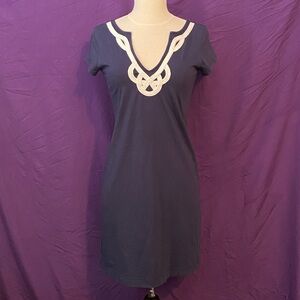 Lilly Pulitzer Navy Blue Brewster T-Shirt Dress. Size XS.